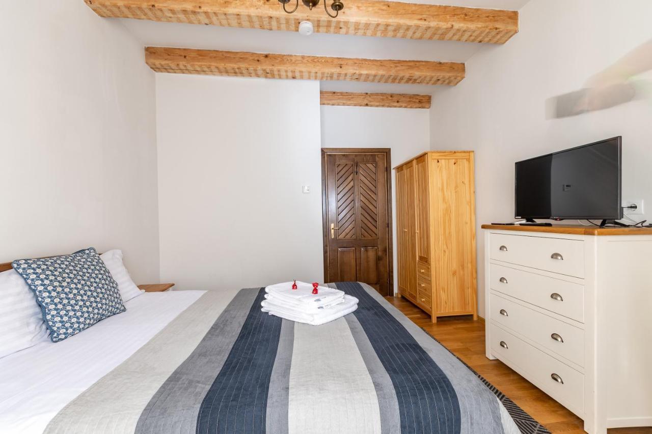 Pensiune Wood House Republicii Brașov