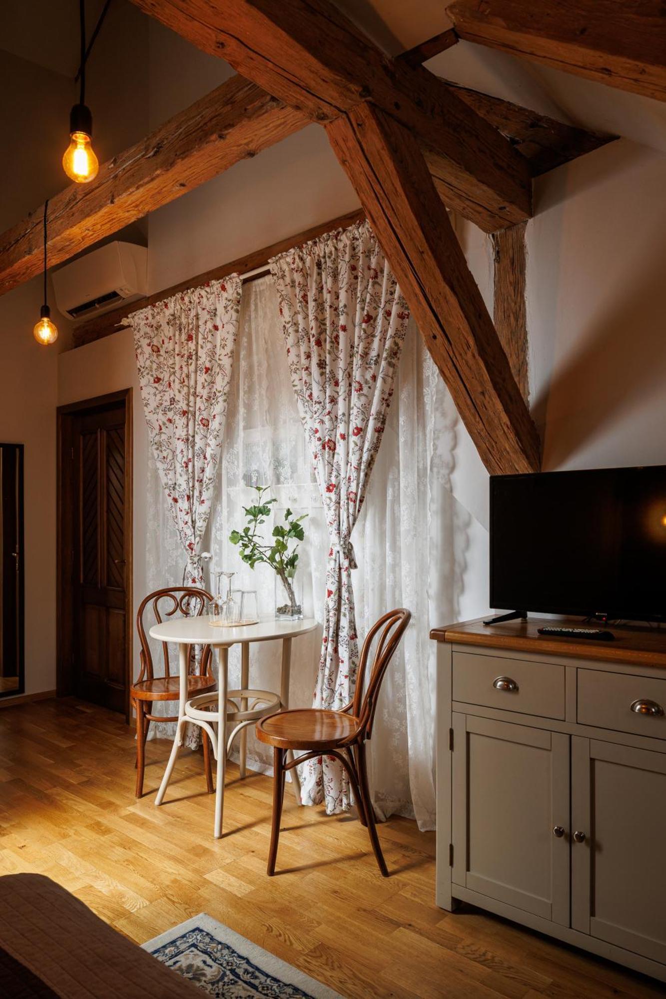 Wood House Republicii Brașov