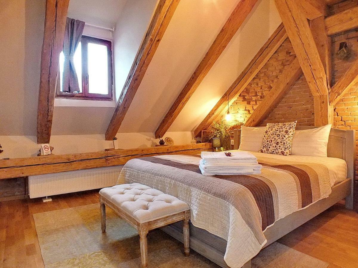 Wood House Republicii Affittacamere